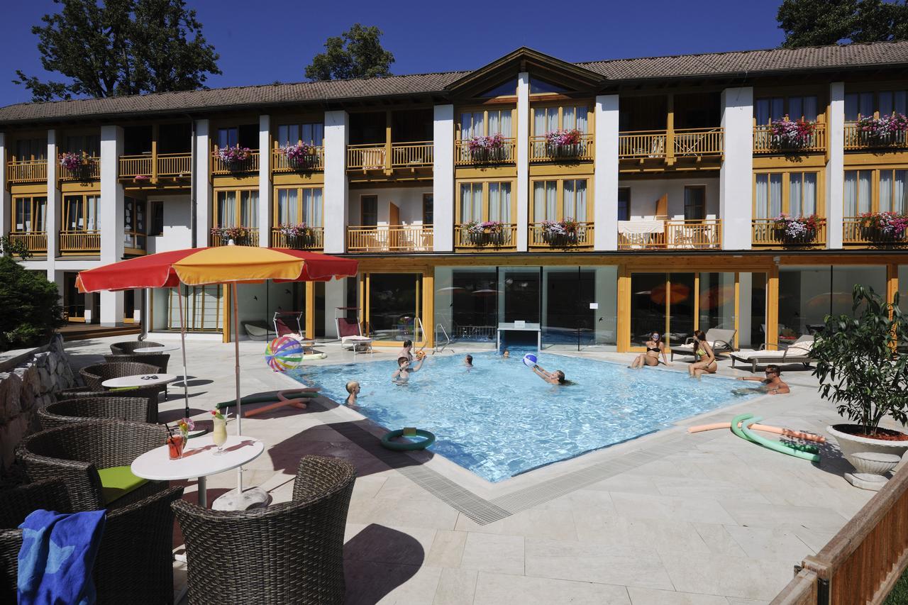 Hotel Urbani Bodensdorf Extérieur photo